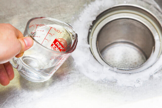 重曹とクエン酸によるキッチンの排水口掃除で注意すべき点